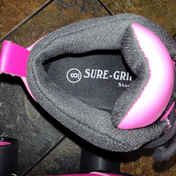 Sure Grip Cyclone Pink Skate - Picture 4 of 5